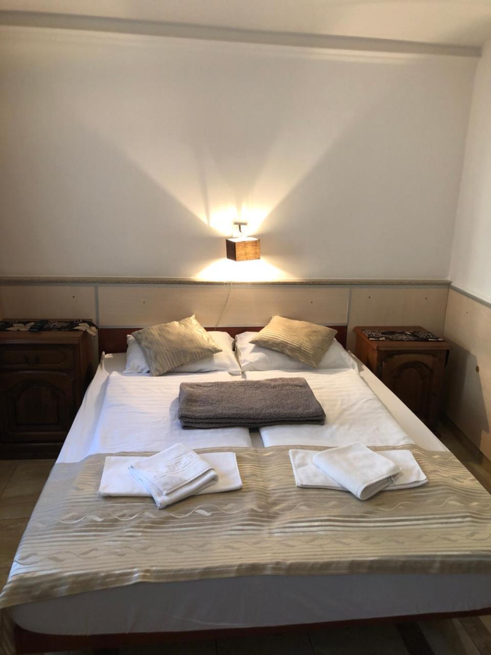 Mosoly Apartman セゲド エクステリア 写真